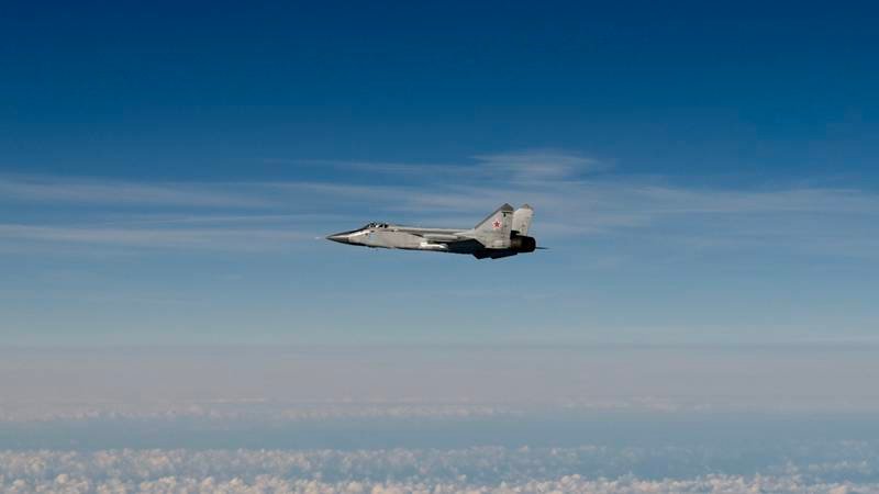 Moscova neagă că trei avioane MiG-31 rusești au încălcat spațiul aerian al Estoniei. Suedia publică imagini cu aparatele de zbor