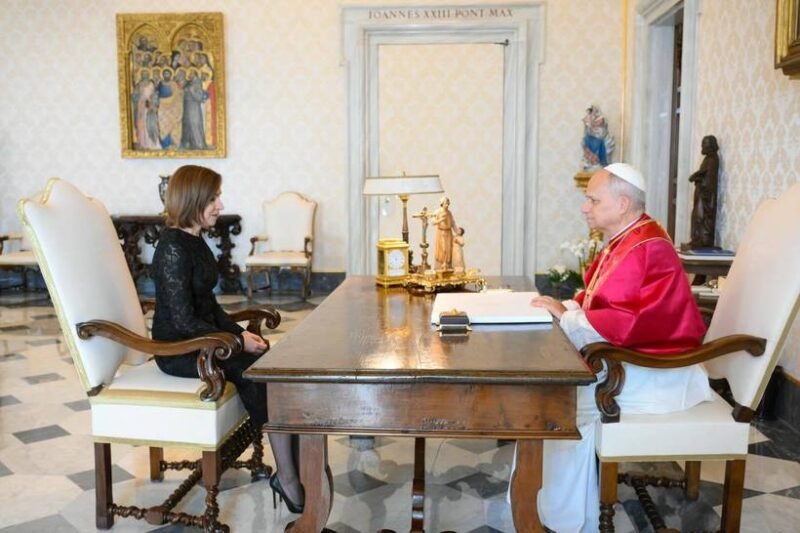 Maia Sandu a fost primită în audienţă de Papa Leon al XVI-lea: „M-a asigurat că Moldova este văzută şi este auzită”