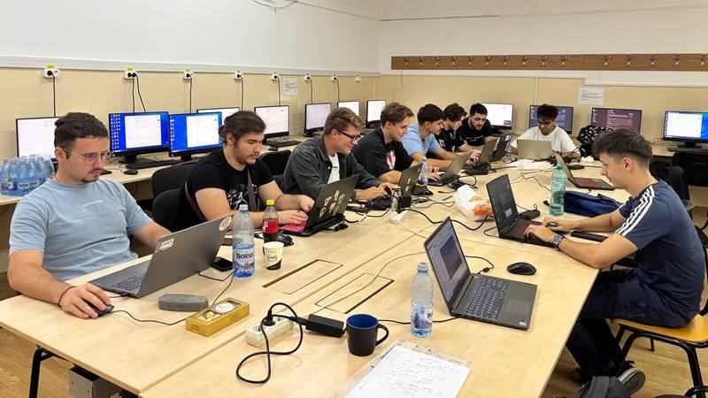 Studenții Universității Ovidius din Constanța au participat la CyDEx25, cel mai important exercițiu național de securitate cibernetică