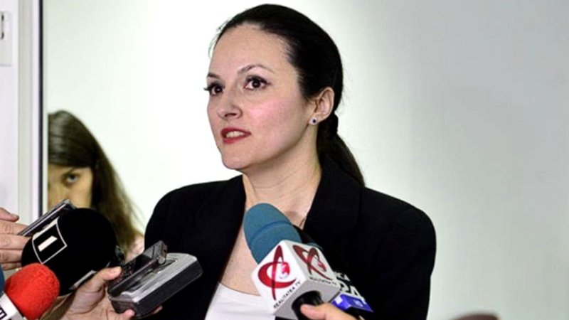 Cum a scăpat Alina Bica de închisoare: a făcut „pușcărie” în dormitor. Arestul de acasă pe timpul nopții, echivalat cu statul în penitenciar