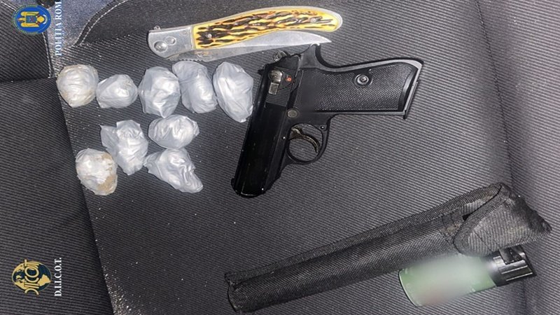 Flagrant în Constanța! Canabis îngropat pentru distribuție: trei tineri au fost reținuți