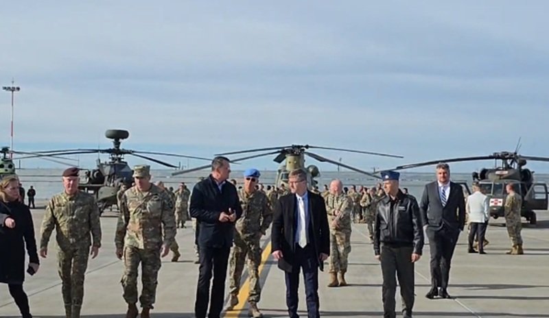 Ministrul Apărării și șeful Forțelor Terestre ale SUA în Europa au vizitat baza Mihail Kogălniceanu