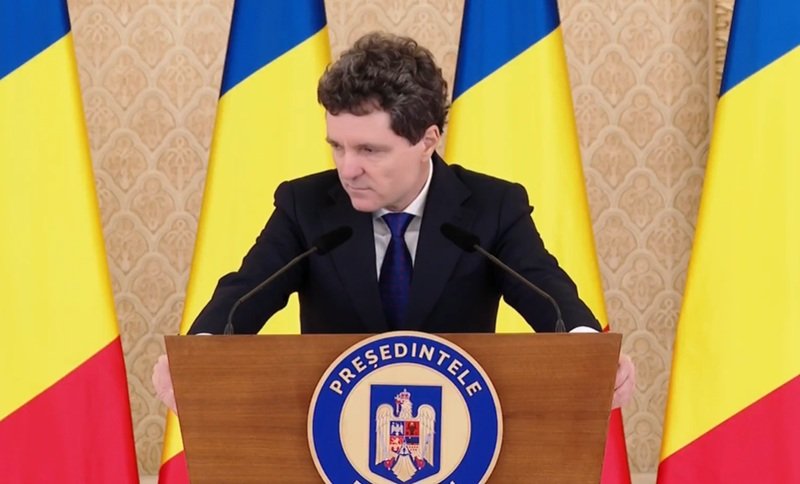 Nicuşor Dan prezintă elemente ale Strategiei Naţionale de apărare: Introduce conceptul de independenţă solidară