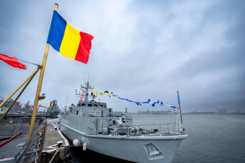 Vânătorul de mine „Căpitan Constantin Dumitrescu” a ajuns în Portul Militar Constanța. A fost cumpărat de la Marina Regală Britanică