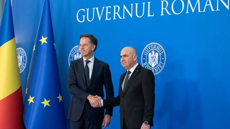 Bolojan l-a primit pe Mark Rutte: Obiectivul Guvernului României este de a moderniza capabilităţile militare şi de a relansa industria românească de apărare