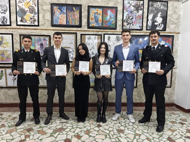 (FOTO) Premii pentru studenții Academiei Navale „Mircea cel Bătrân” la Gala Voluntarilor 2025