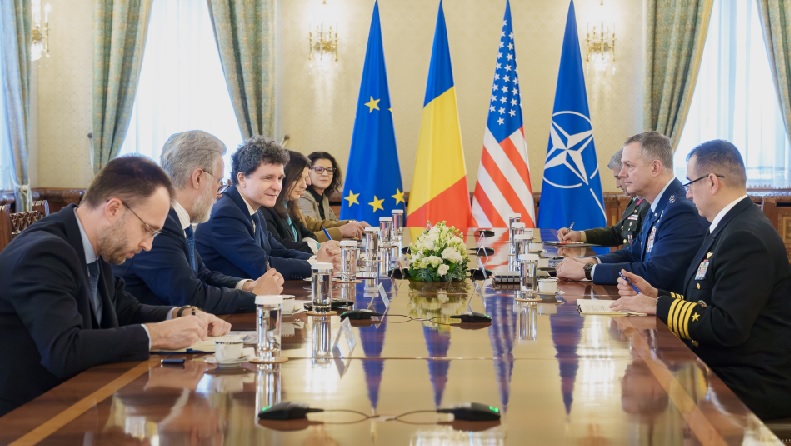 Nicușor Dan, întrevedere cu comandantul suprem al NATO în Europa. Discuții despre securitatea Mării Negre și Flancul Estic