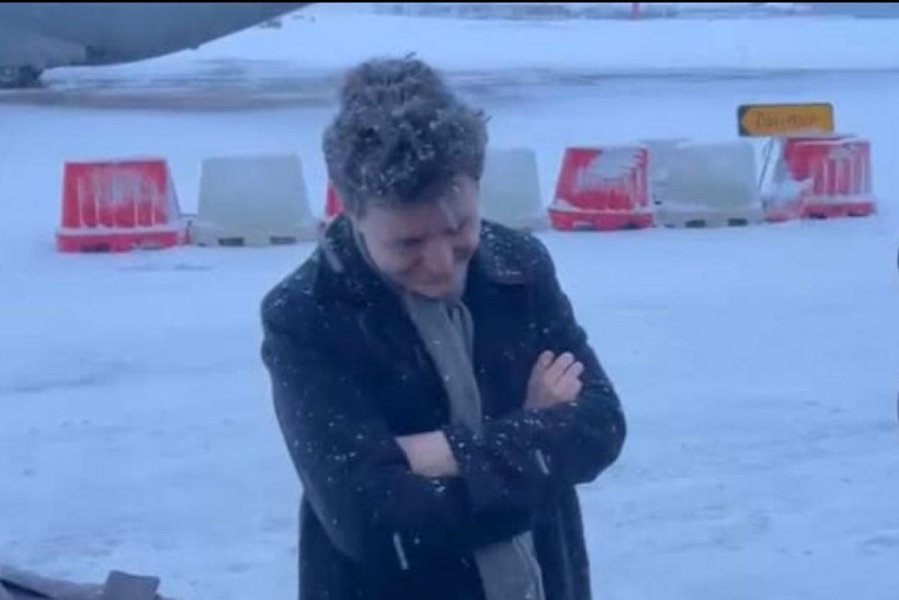 Preşedintele Nicuşor Dan, blocat în Paris. Aeronava Spartan nu poate decola din cauza ninsorii