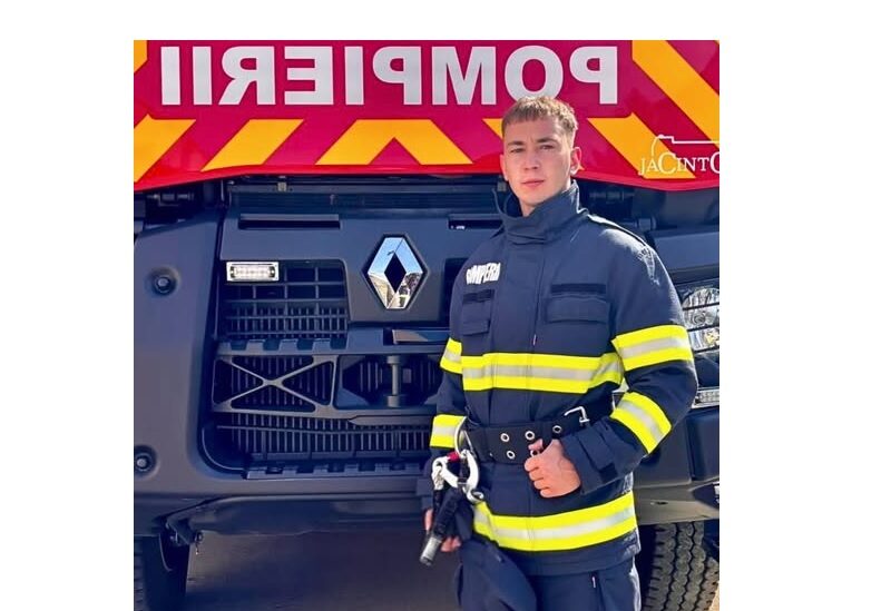 Antonio Lup, pompier din Constanța, a salvat un tânăr implicat într-un accident rutier în județul Cluj