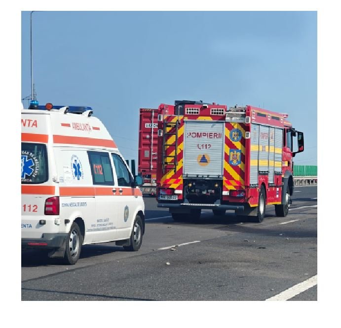 Accident rutier la Ostrov. Două victime au fost transportate la spital