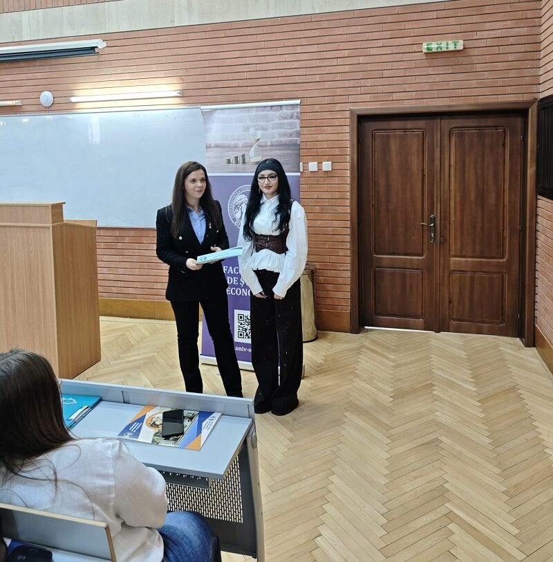 Elevii Liceului Economic „Virgil Madgearu” din Constanța, premiați la sesiunea de comunicări științifice „Noi și Economia”