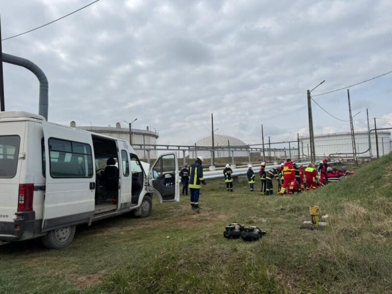 Fum toxic, accidente și intervenții salvatoare: exercițiu de amploare a Oil Terminal Platforma Sud