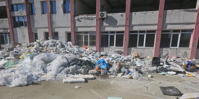 Amendă de 40.000 de lei pe un șantierul unei școli din centrul Constanței. Nereguli grave descoperite de Garda de Mediu