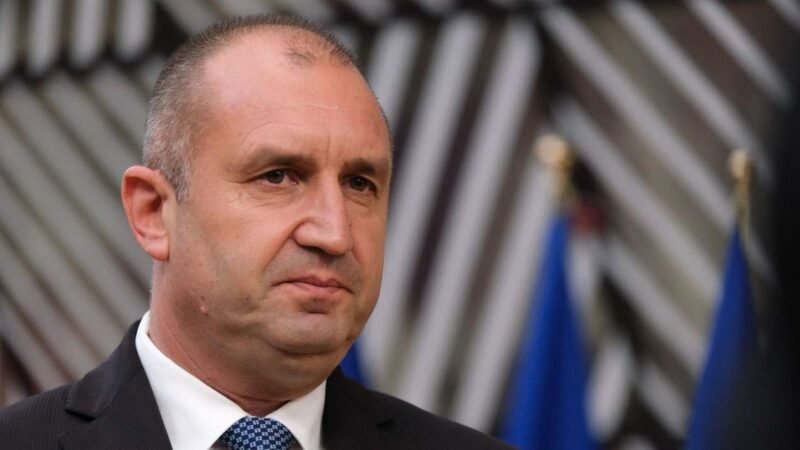 Alegeri parlamentare în Bulgaria. A câștigat partidul fostului președinte Rumen Radev, cu simpatii pro-ruse