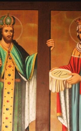 Iconic painting of Saint Constantine (left) and Saint Helen (right) with a wooden cross between them.