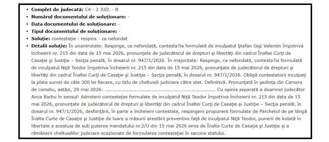 Romanian court document in a bordered box, with bullet fields like 'Complet de judecată' and a long solution paragraph.