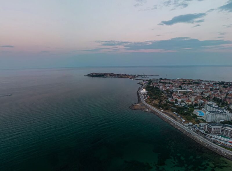 Bulgaria intră în alertă maximă la Marea Neagră. Radare, elicoptere și restricții navale