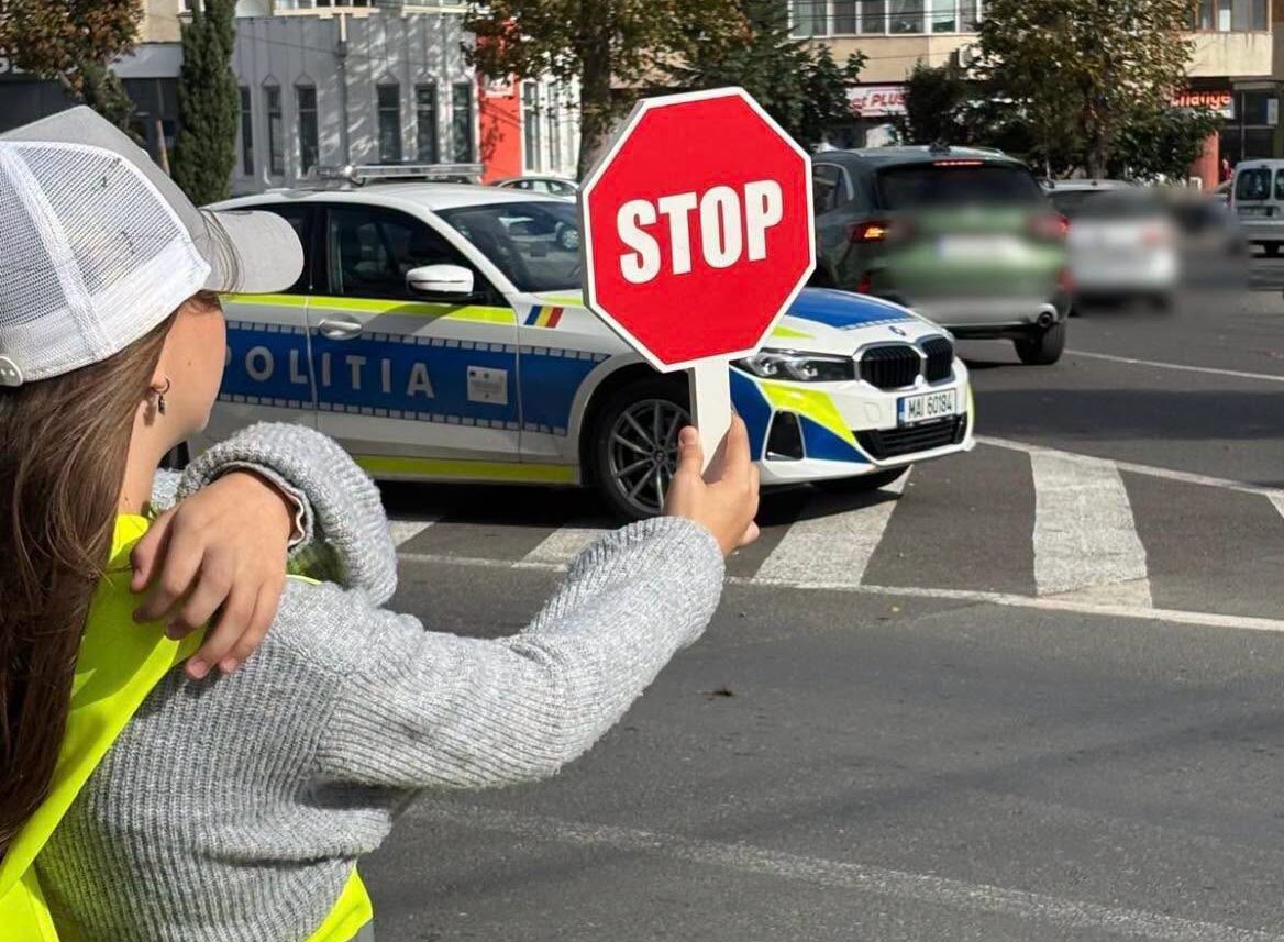 Fată de 13 ani, rănită într-un accident cu o trotinetă electrică la Constanța. Poliția atrage atenția părinților