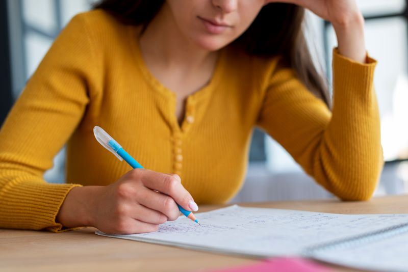 Emoții pentru peste 5.000 de elevi din Constanța. Debutează probele scrise ale Bacalaureatului