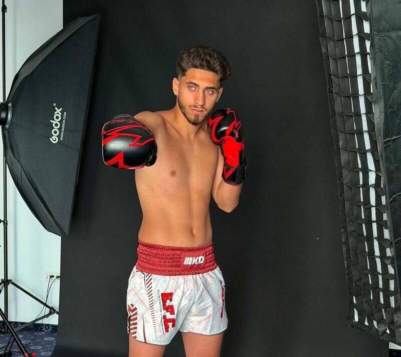 Petre Dincă, de la Liceul Economic „Virgil Madgearu” Constanța, în prim-plan la gala Elite Fighting Championship 3