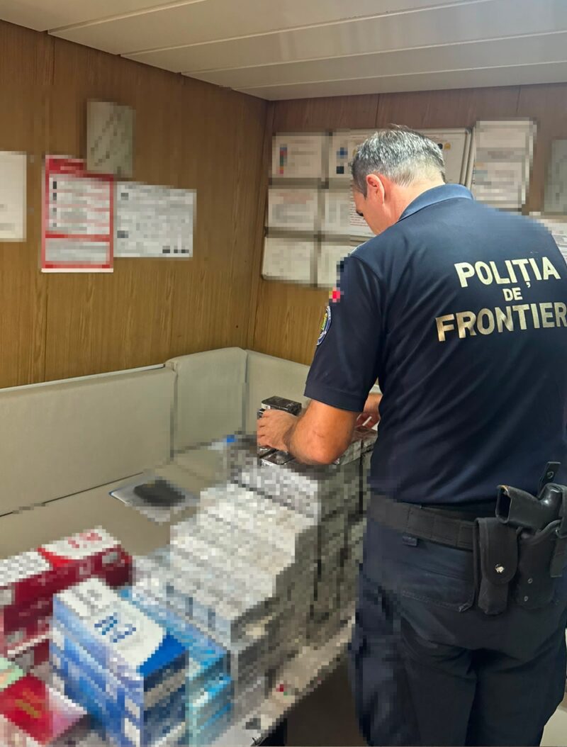 Peste 10.000 de țigarete, ascunse la bordul unei nave în Portul Constanța. Marfa nu era declarată