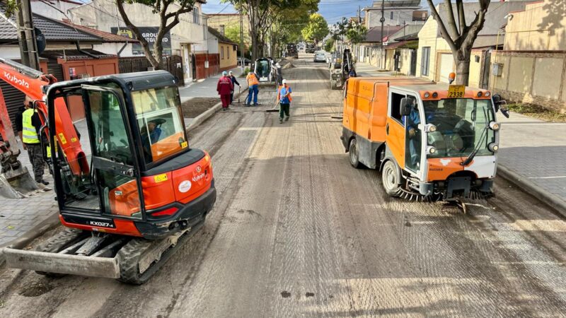 Trafic restricționat pe strada Răsuri din Constanța. Se fac lucrări de asfaltare