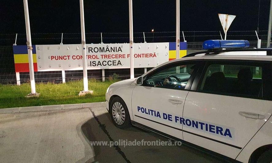 A fost reluată trecerea cu bacul la PTF Isaccea – Orlivka