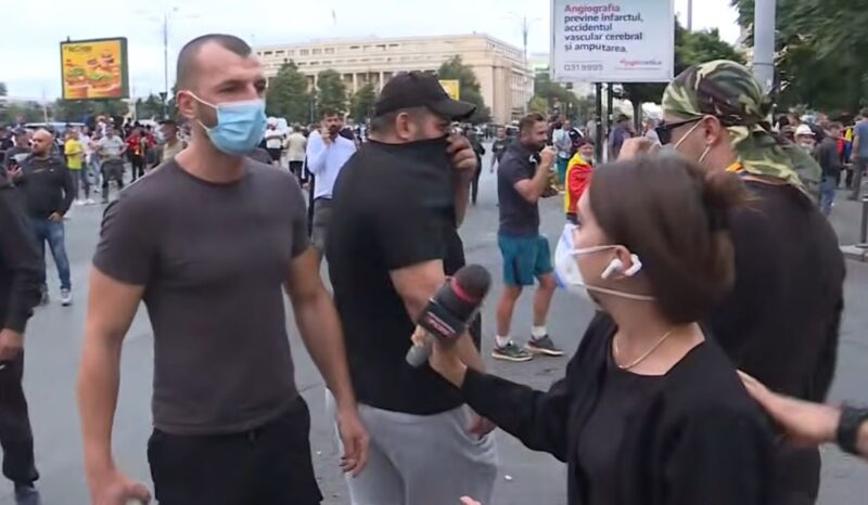 Jurnaliști agresați în timpul protestului fermierilor din Piața Victoriei