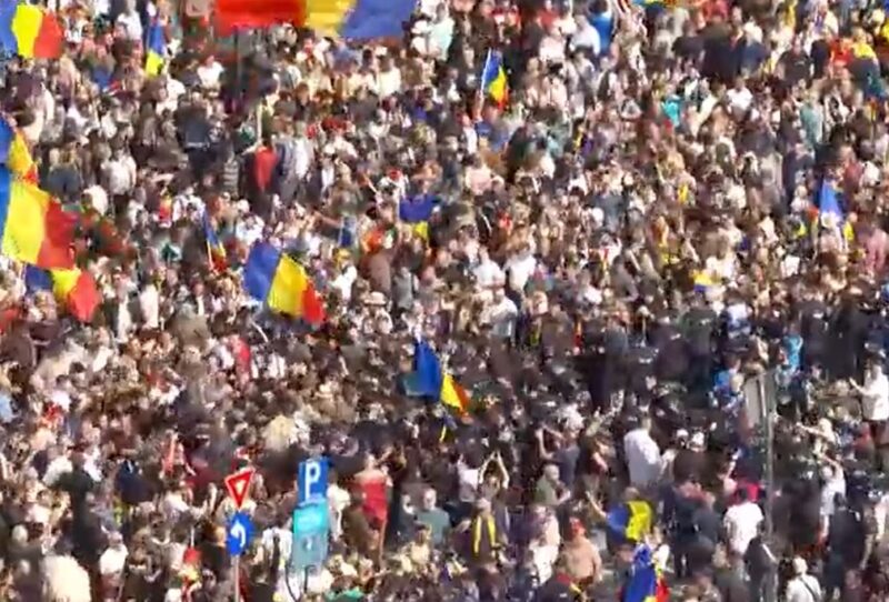 Scandal în Piața Victoriei la protestul oierilor. Cinci persoane au avut nevoie de îngrijiri medicale
